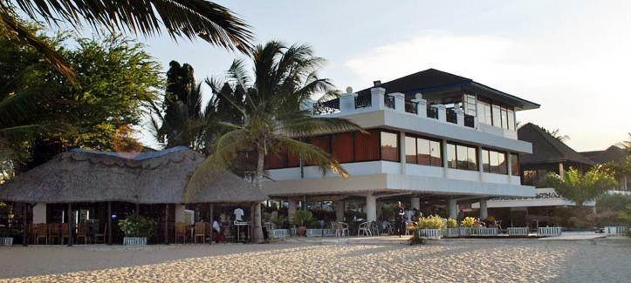 Beachcomber Hotel And Resort Dar es Salaam Bagian luar foto